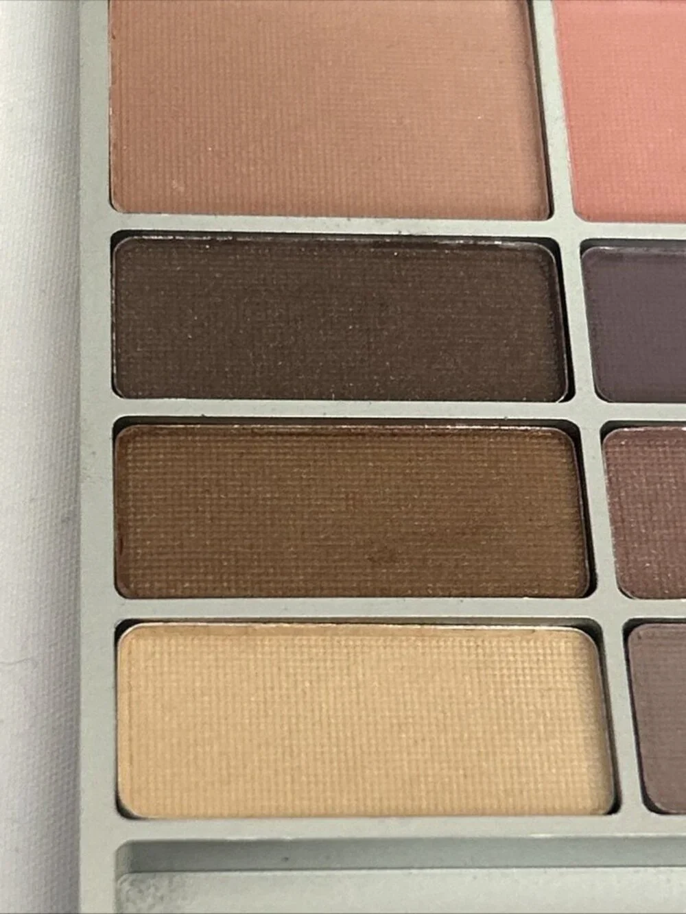 Models Prefer palette w/ 2 Blush 6Eyeshadow 8 cream lipsticks #4 coral-red shade